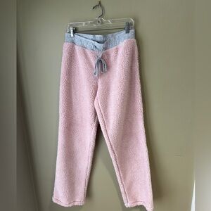 Dylan pink fluffy sweatpants -size S